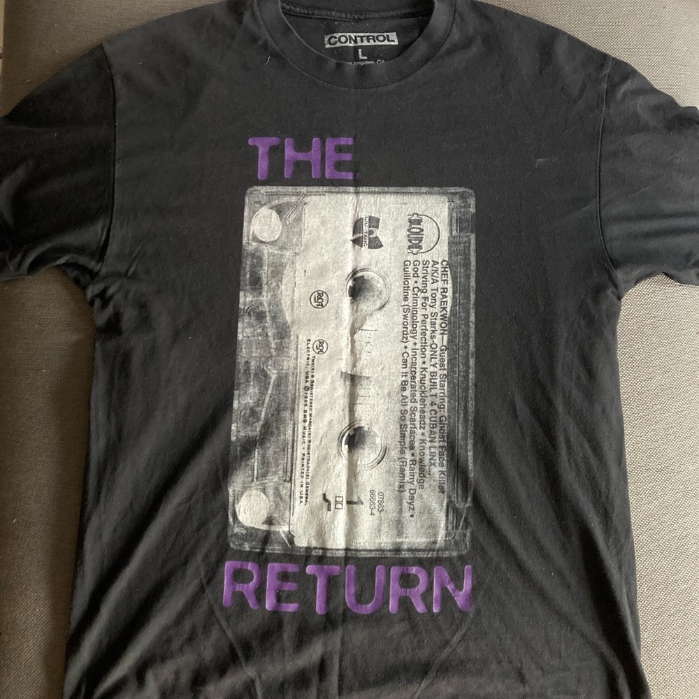 Used Wu-Tang , raekwon shirt. Size L